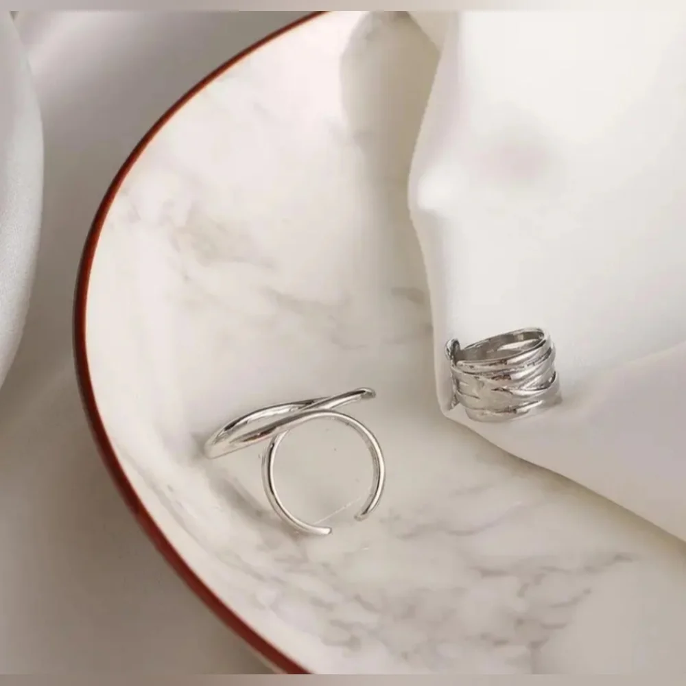 Twist Ring NWT Set of 2 Silver Rings